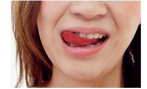 牙齿不齐磨平咋办,牙齿不齐不能矫正怎么办