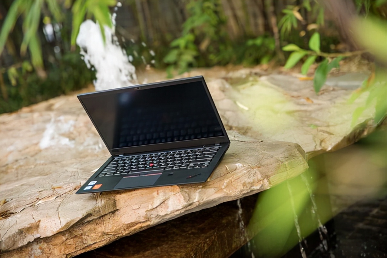 苹果手机retina屏幕怎么样,苹果retina屏和oled屏