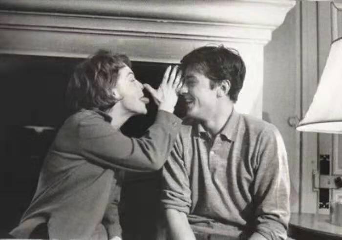 女朋友在外人面前总不给我留面子,女朋友在我家人面前不礼貌