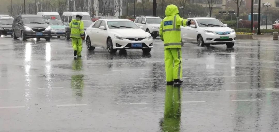 20年的交警,20年警花
