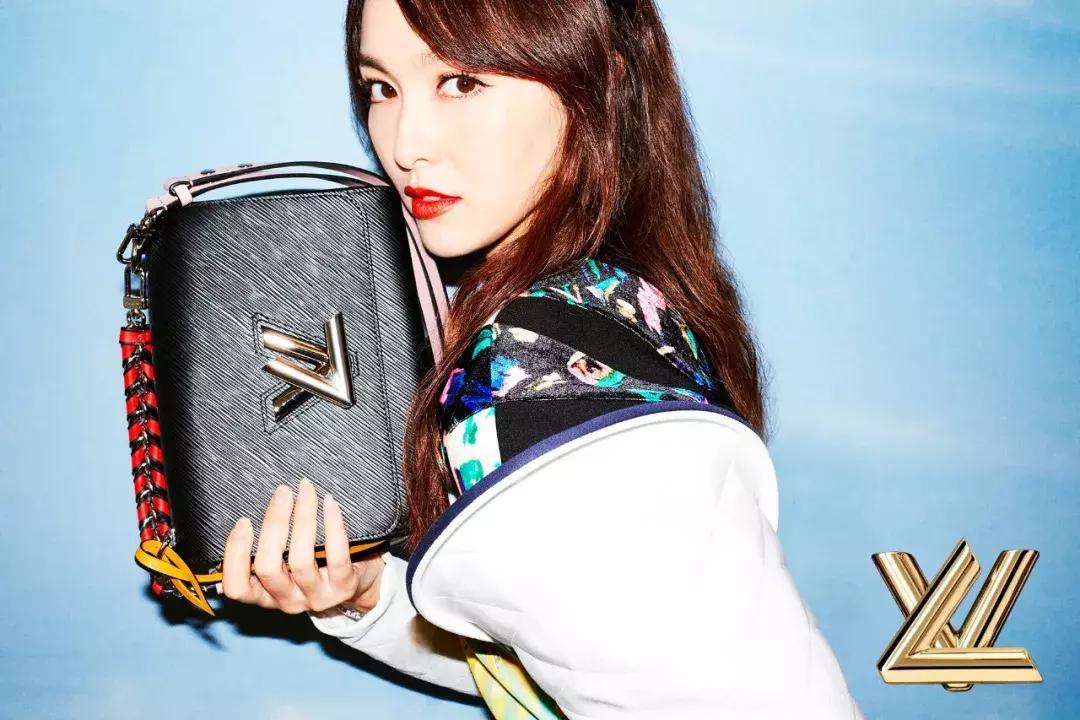 明星们买这个包时，都是“批发”的吗？