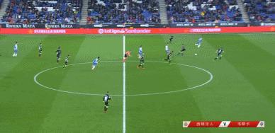 武磊立柱,武磊凌空原版视频