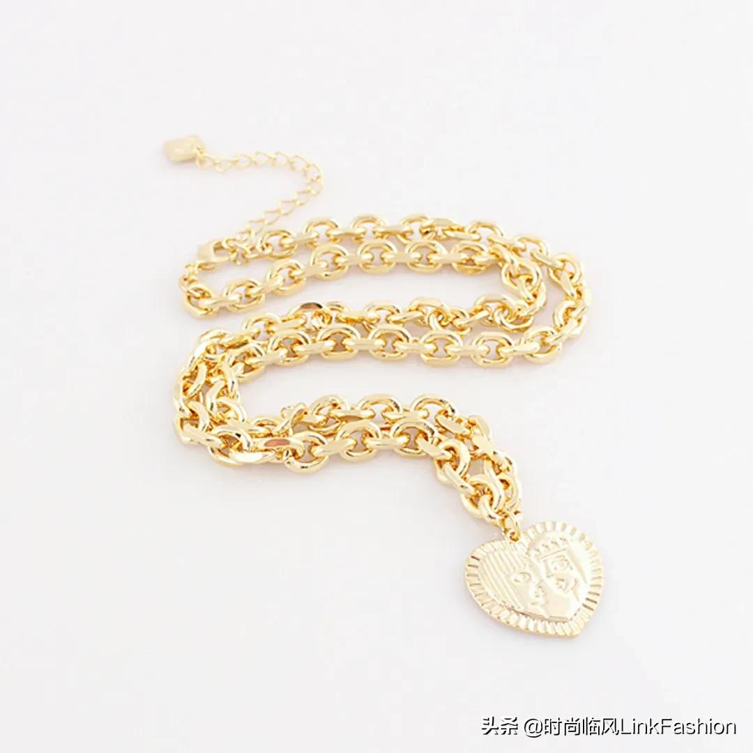 复古感元素,打造春天的时髦衣橱