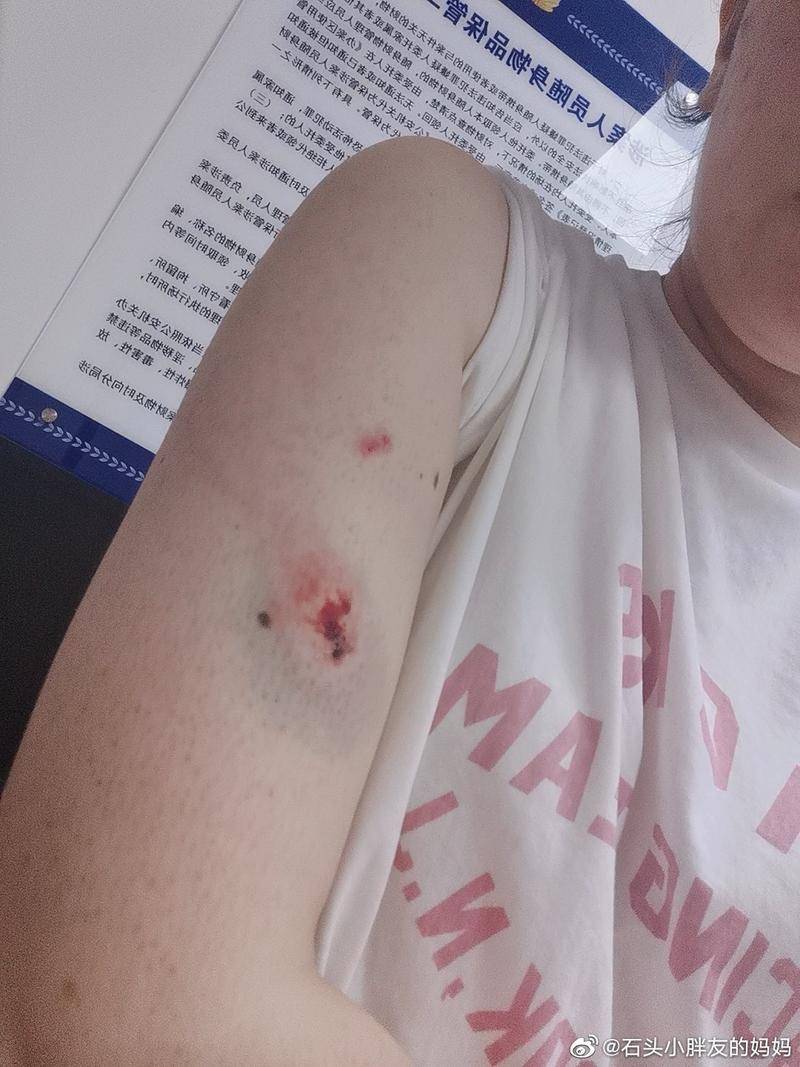 为了寻找被藏起来的孩子，这些妈妈开始抱团取暖