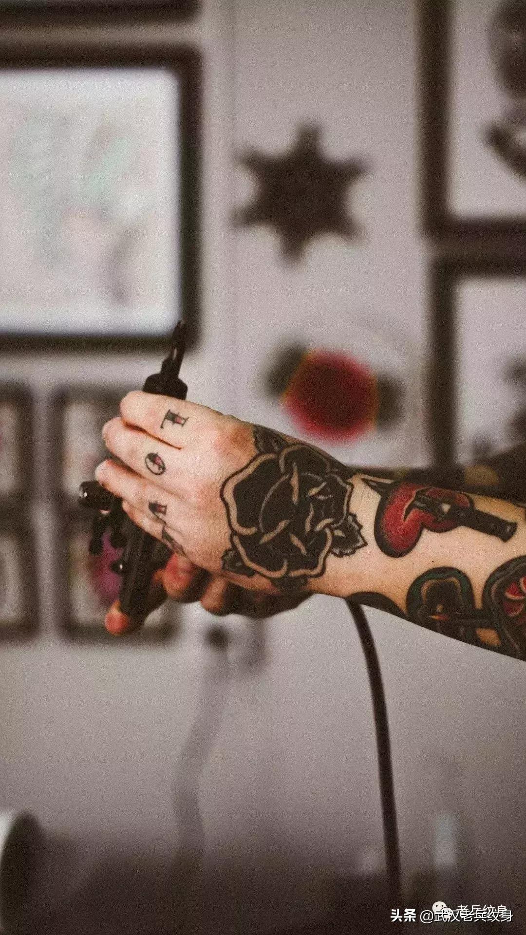 用鸽子血纹身会怎么样,为什么想用鸽子血纹身