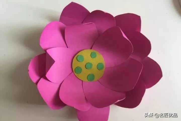 手工制作荷花睡莲,夏天的荷花手工小朋友