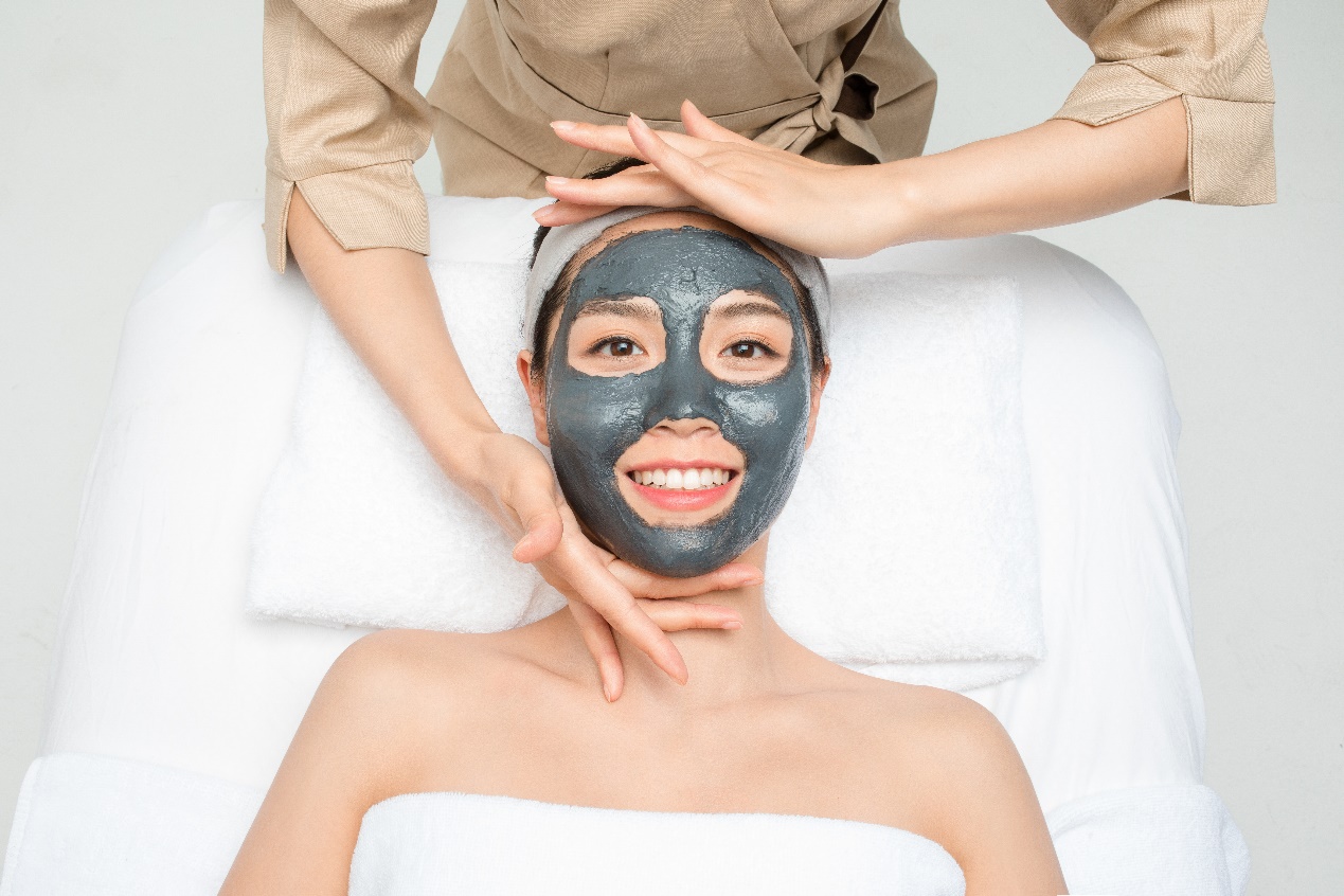 天生黄黑皮怎么变白,黄黑皮变白