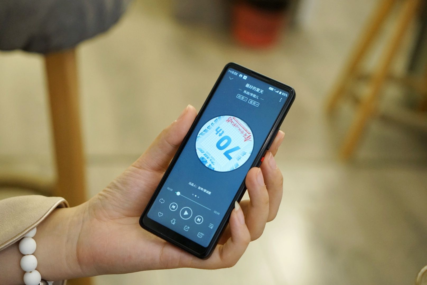 2代多亲ai助手,多亲ai助手2代升级全面屏