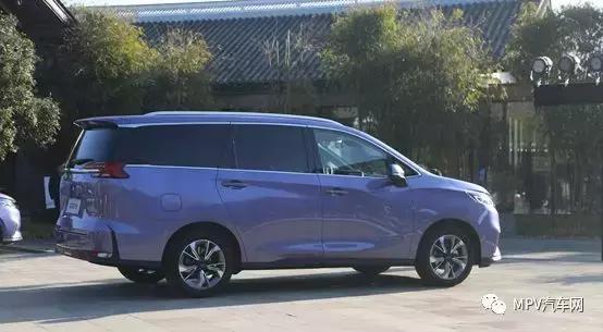 上汽大通maxusg50试驾,二胎三代汽车推荐