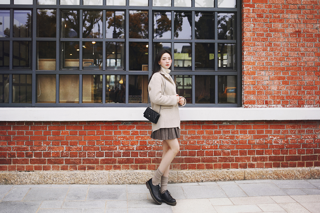 淑女风羊毛大衣,宽松慵懒羊绒毛衣女款配大衣