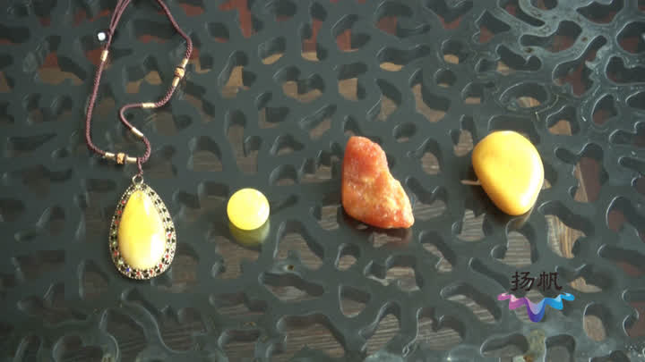 蜜蜡原料多少钱一克,蜜蜡原材料什么样子的