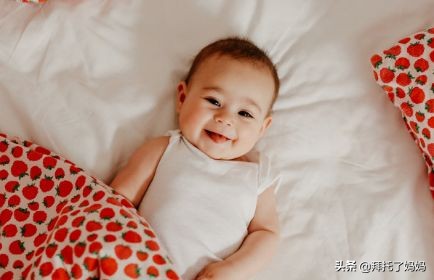 吃手、恋奶、摸*处私**，宝宝的这些“瘾”,就是戒不掉怎么办？