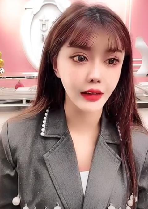 韩安冉回应“卖假货”,内涵是小猪兜儿在捣鬼,让俩人等着瞧