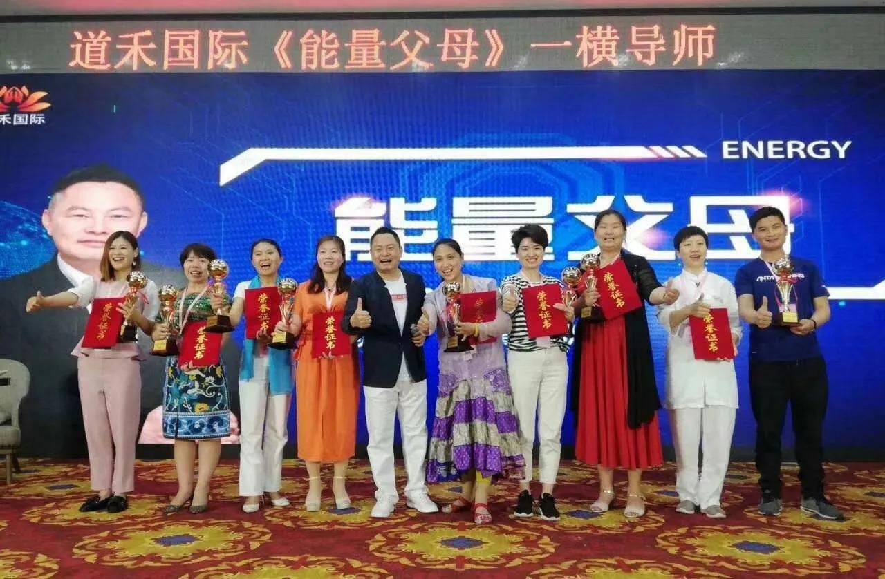 帮孩子戒掉手机家长怎样做才正确,如何让小孩子戒掉手机