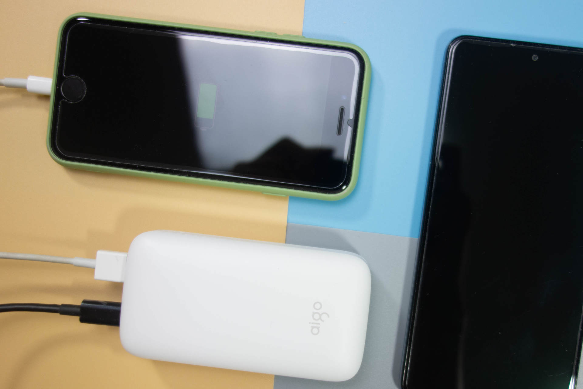 爱国者aigo充电宝,aigo爱国者充电宝10000毫安