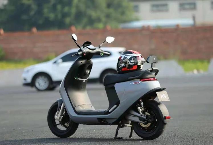 小牛和九号对标车型,小牛vs九号哪个快