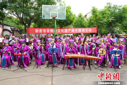 乡村学校少年宫汇报演出,新密城市学院少年宫