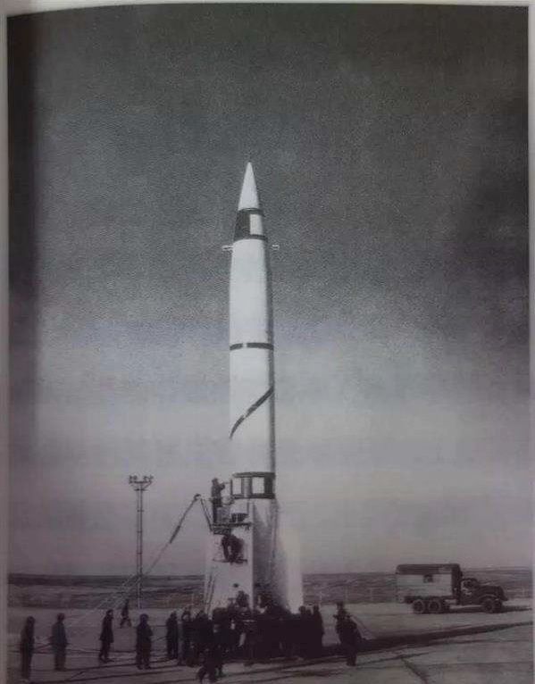 两弹导弹原子弹,两弹一星的两弹是氢弹还是导弹