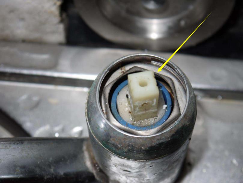 厨房水龙头换了新阀芯还是滴水,水龙头换完阀芯还滴水怎么回事