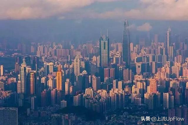 为啥说深圳特产是麦当劳,深圳街头为什么都是深圳校服