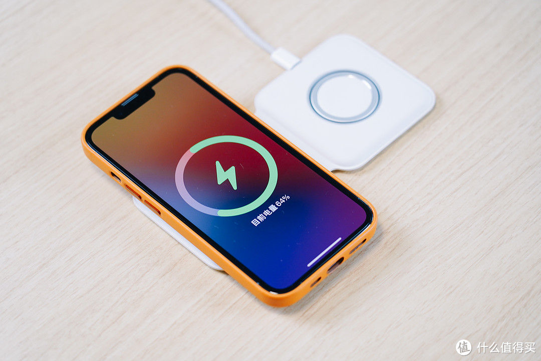 iphone13pro后盖苹果标,iphone13pro换电芯使用感受