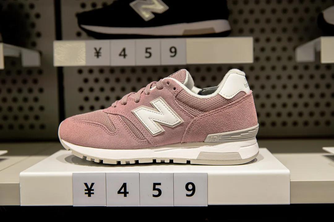 用不着加群拼团！来罗马春天奥莱，做真正的气质名媛