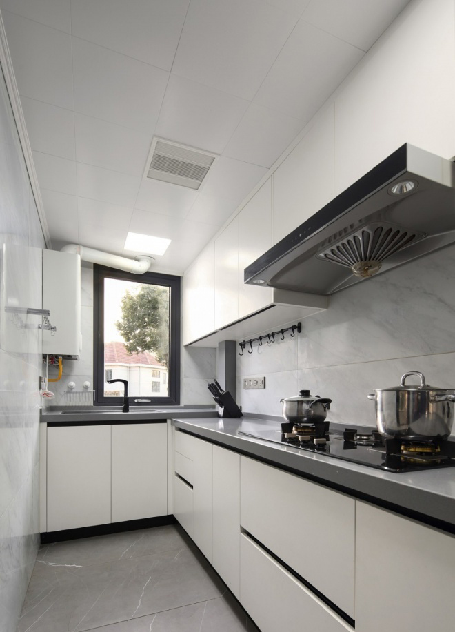 定制橱柜一定要记住这八点,定制橱柜好还是泥工现场砖砌做好