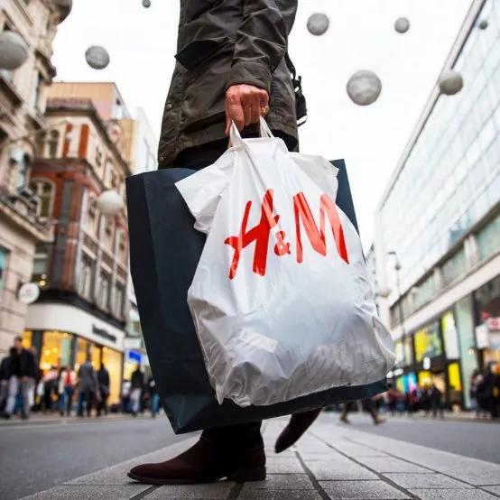 为什么优衣库的服装这么便宜,优衣库为什么卖的这么贵