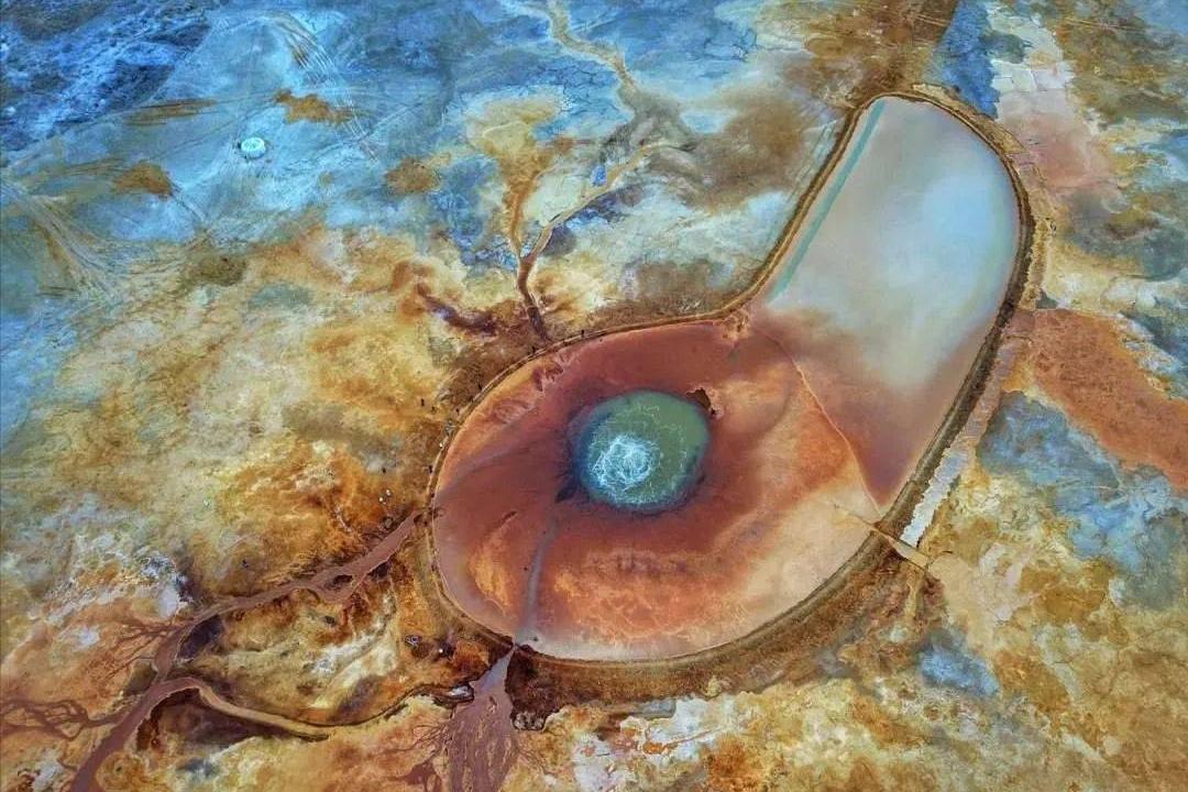 青海恶魔之眼形成的原因,青海恶魔之眼打卡地