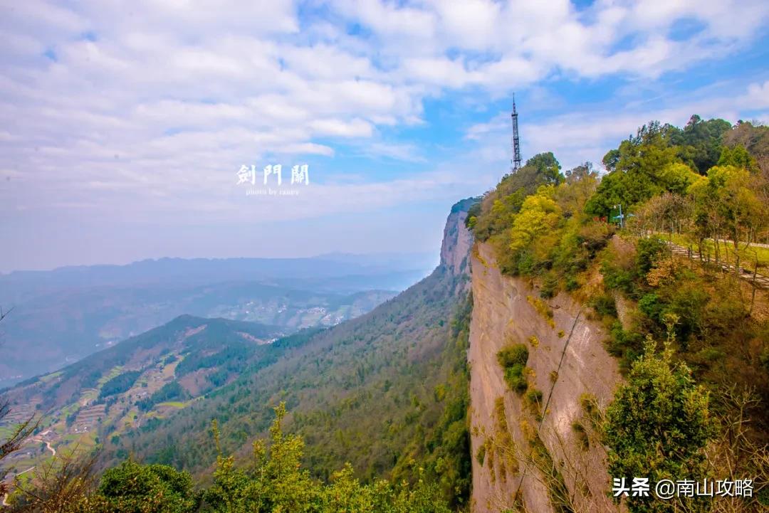 8月避暑推荐 (七月避暑人少的地方)