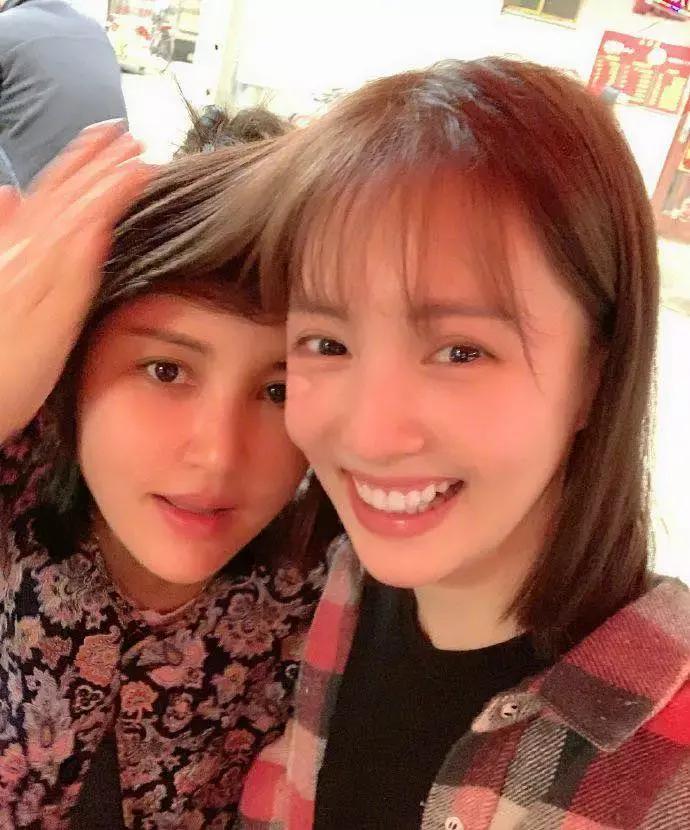 金晨和张歆艺熟吗,金晨晒多张合影为张歆艺庆生