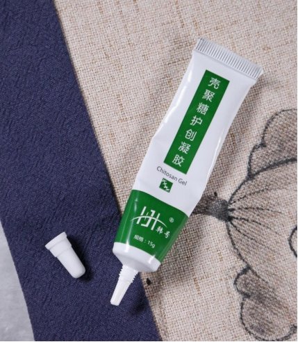 痘痘闭口药膏,闭口黑头痘痘药膏推荐