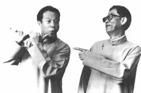 这群广州年轻人，为让下一代讲粤语，已日更了2000个睡前故事