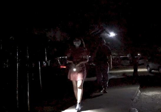 狼牙棒手电筒9.9,狼牙棒防身手电筒