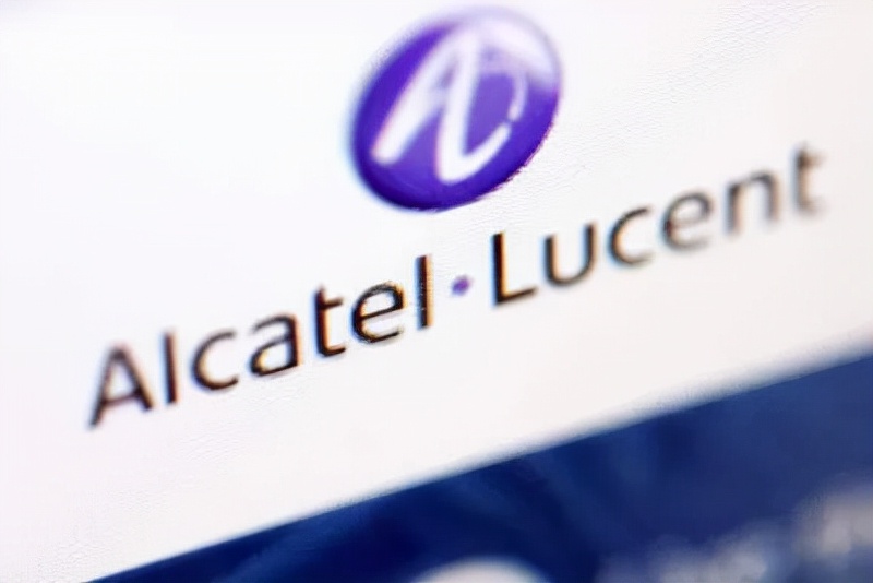 阿尔卡特发展史,阿尔卡特90年代