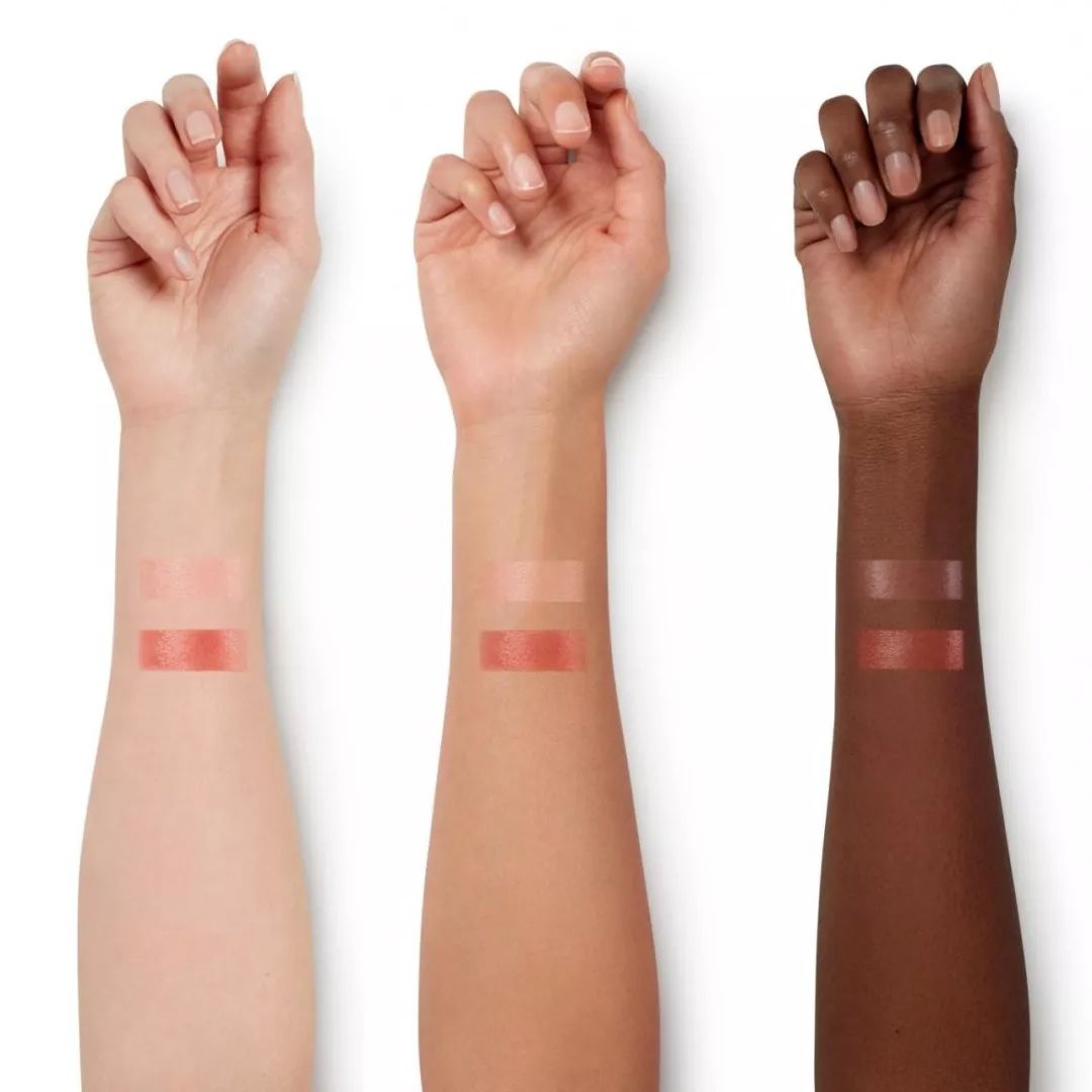 请说一下今年彩妆最好用的单品,新年必备的彩妆产品有哪些