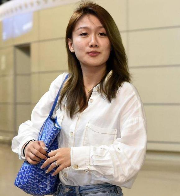 中国足球队为武磊庆生,武磊合照