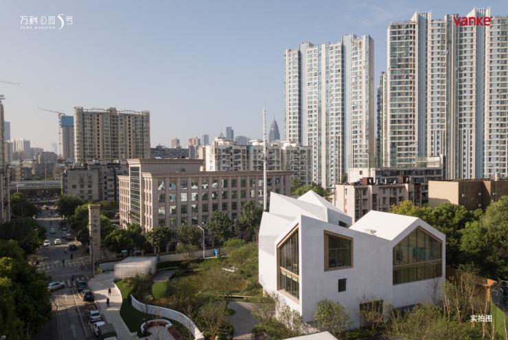 武汉“老杆”与“摩登”的完美结合！万科在三眼桥上演传奇一幕