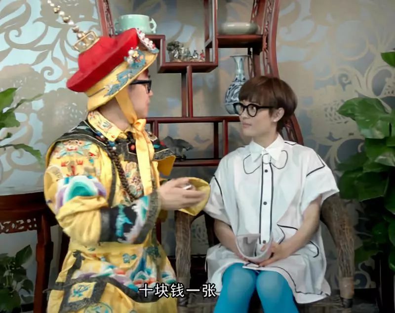 我把《屌丝男士》再刷了一遍，却再也笑不出声来