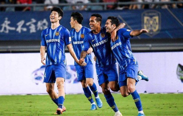 吉翔连进五球,吉翔国家队表现