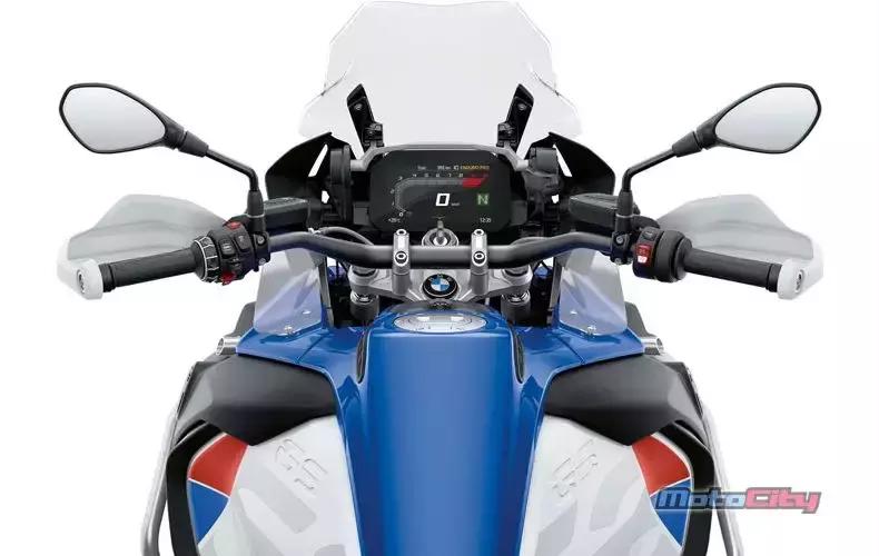 宝马水鸟r1250gsadv百公里加速,宝马水鸟r1250gsadventure碳纤版