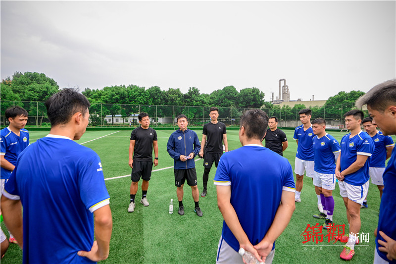 头一回上一句,头一回下联