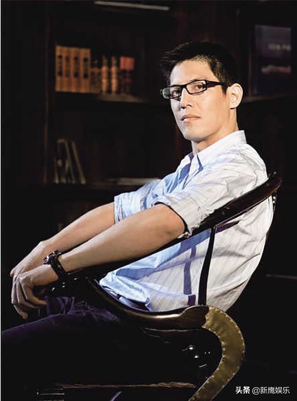 落魄时疯狂追求名媛妻子，功成名就后出轨，离婚拖欠赡养费