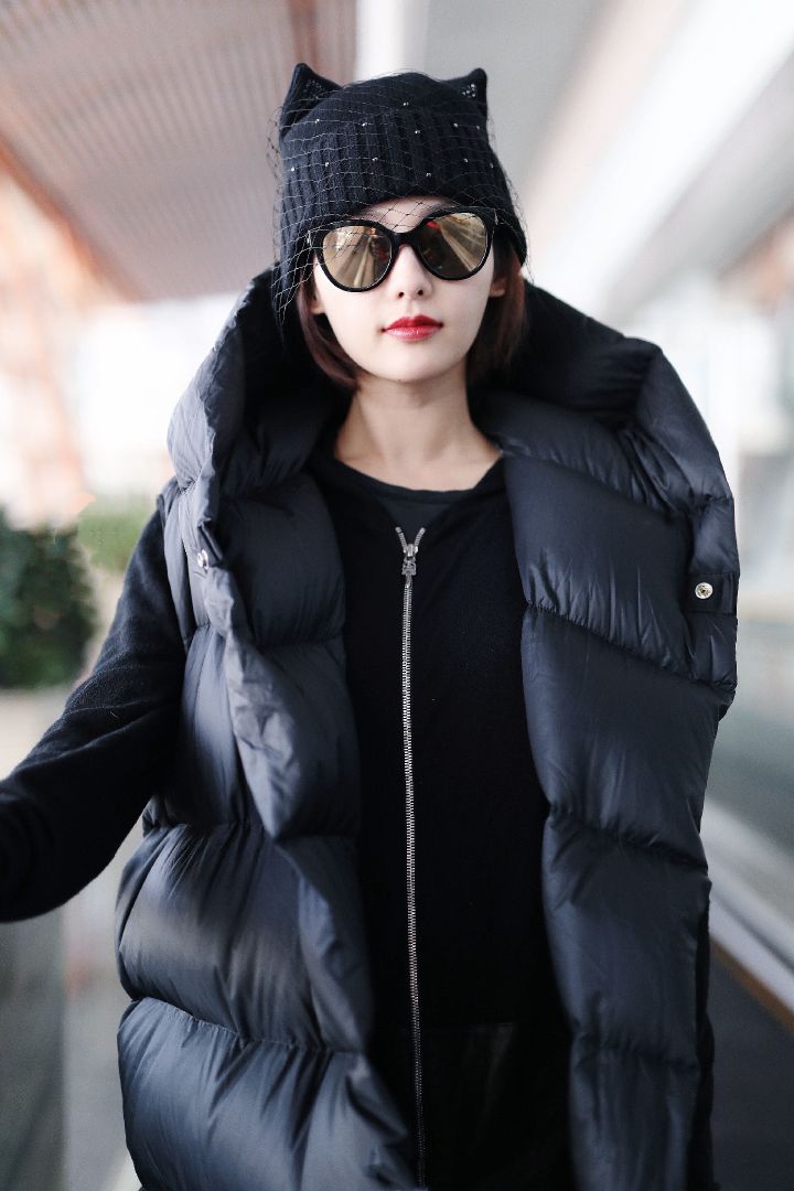 张嘉倪在跑男的完美身材,张嘉倪身材状态极好尽显优雅大气