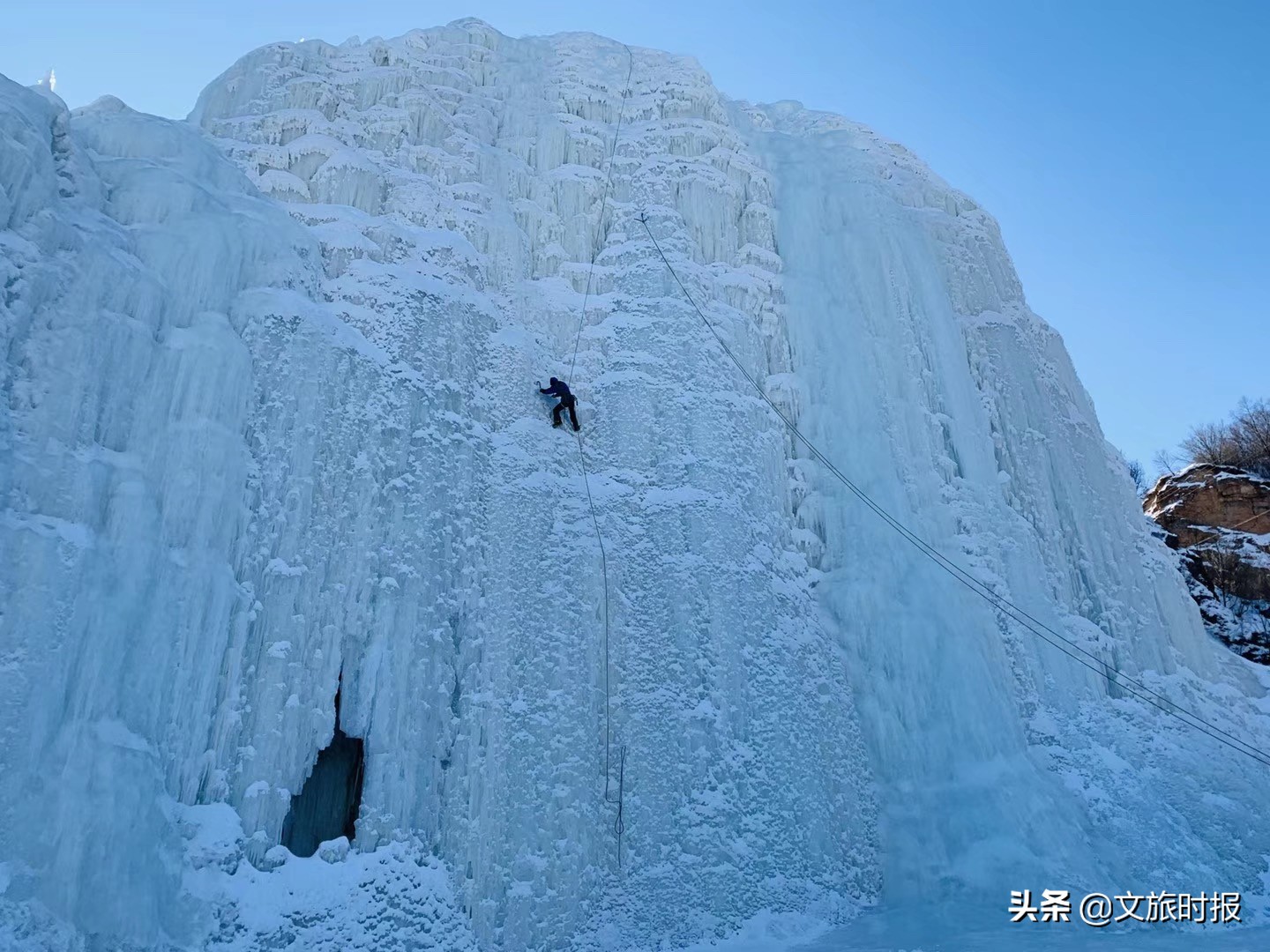 爬雪山的攀岩装备,野外攀岩专用工具
