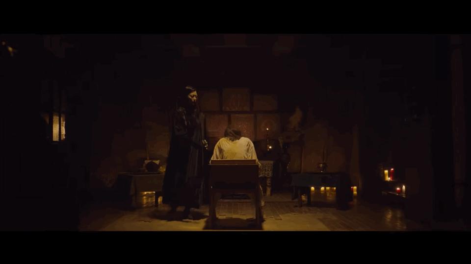 千万不要接来自过去的电话，女主救活了爸爸，但恶魔杀手也跟来了