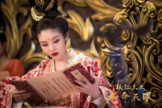 靠身材出道的两字女星,靠身材火的女星