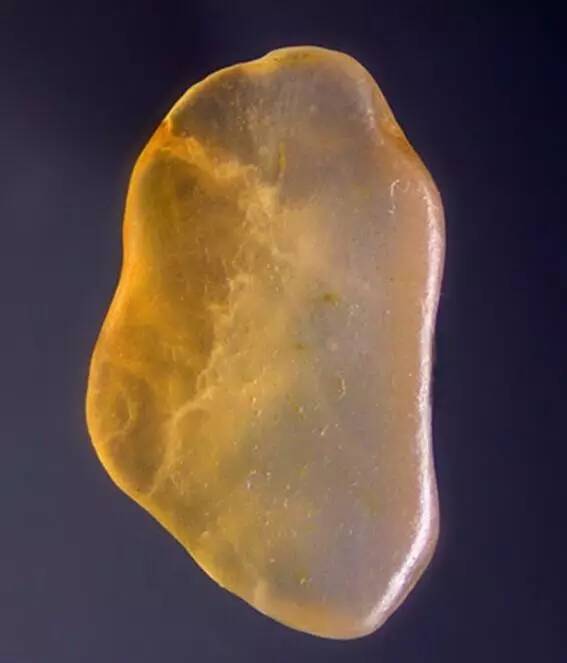 河边能捡到什么值钱的石头,在哪儿能捡到值钱的石头