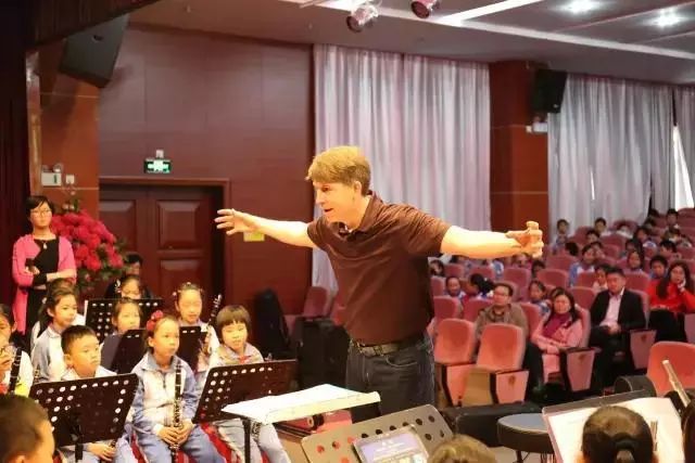 宝安私立学校积分最新排名,宝安区小学报考积分排行榜