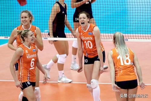 荷兰重炮恐被辞退!波兰小将手指骨折,伊萨晋级欧冠4强指日可待